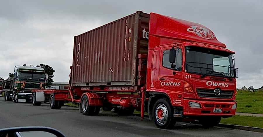 HINO FG