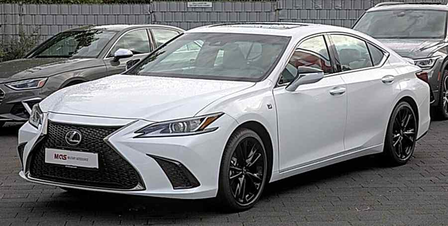 Lexus ES