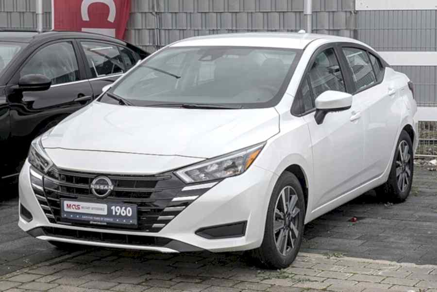 Nissan Versa