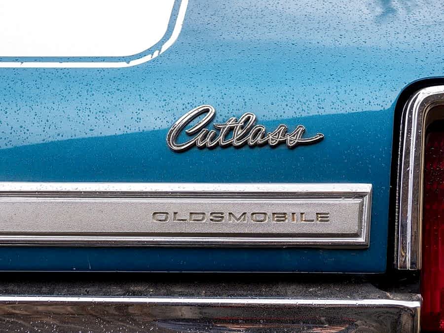 Oldsmobile Cutlass