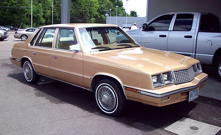 Plymouth Caravelle