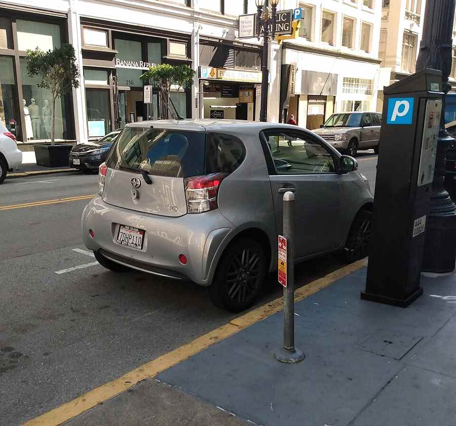 Scion iQ